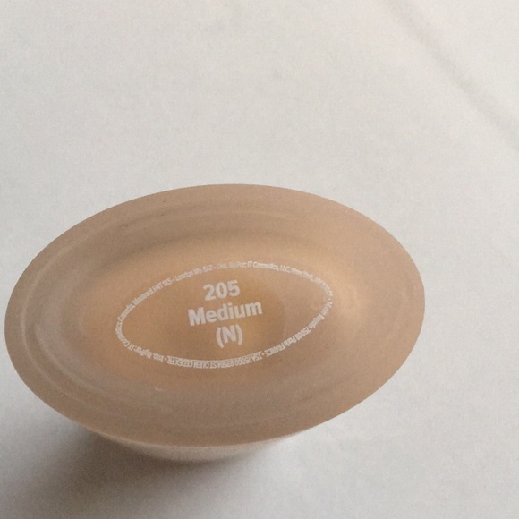 2 bottles it cosmetics confidence in a foundation, NIB - Picture 4 of 4